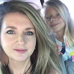 Meet your Posher, Candace